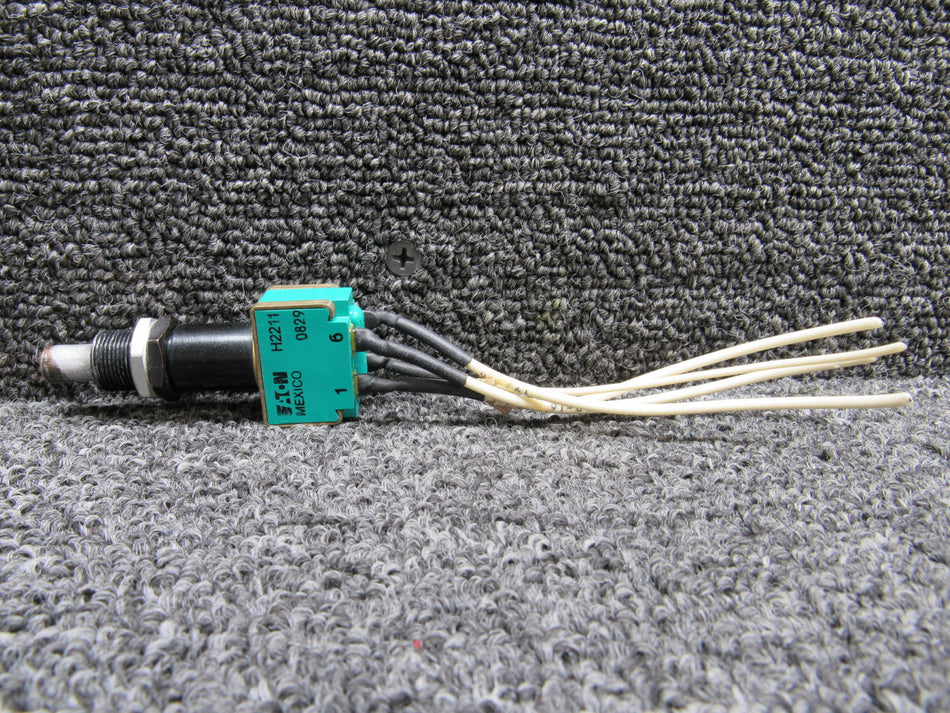 H2211 Eaton Push Button Switch