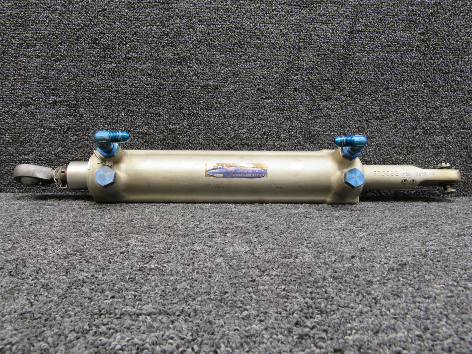235600-103-107 (Alt: 27-51016) Bertea Corporation Main Landing Gear Actuator