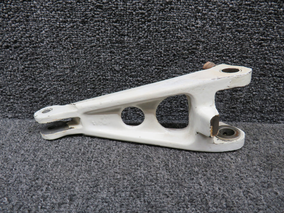 35-815194-5 (Use: 35-815194-3) Beechcraft F33A Main Gear Lower Torque Knee