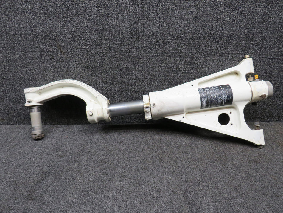 35-825196-698 Beechcraft F33A Nose Landing Gear Assembly