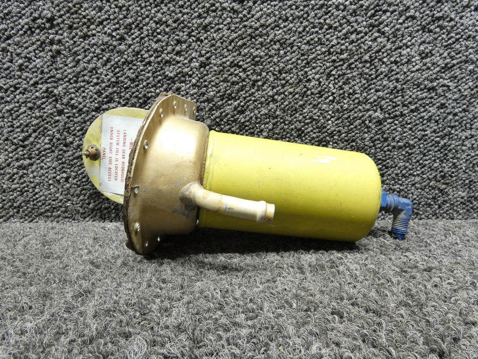 48028-000 Piper PA31-350 Brake System Reservoir with Door Assembly
