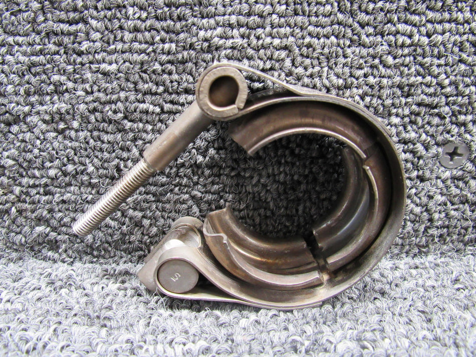 89513-44C13 Janitrol Coupling Clamp