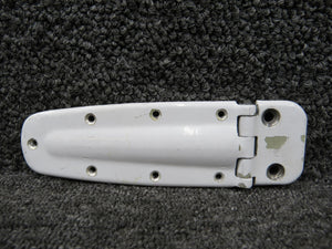 0711037-18, 0711037-20 Cessna 182P Cabin Door Lower Hinge Assembly RH