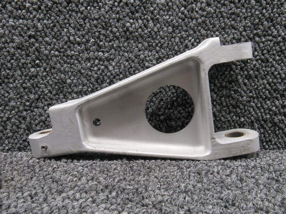 400126-501 (Cast: 400077-1) Piper PA60-601 MLG Lower Torque Link Left Hand