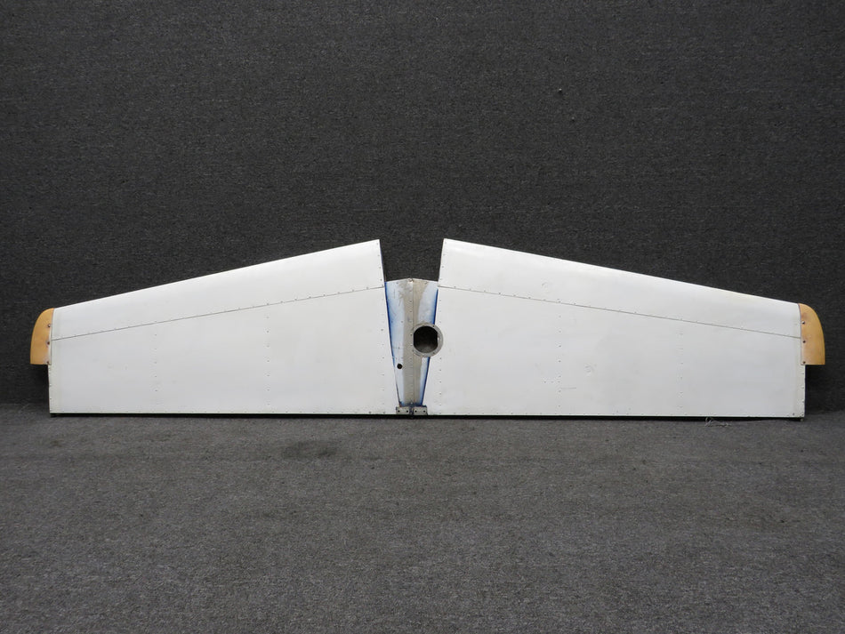0432001-59 Cessna 150M Horizontal Stabilizer Assembly