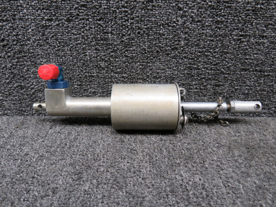 0541138-20 Cessna 172B Master Brake Cylinder Assembly