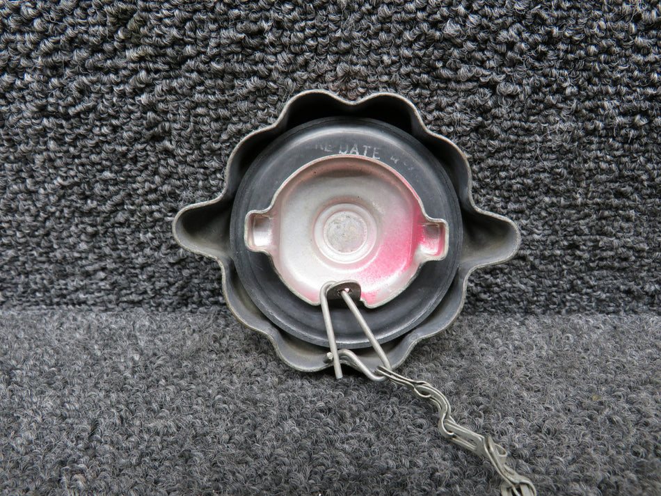 0311360-4 (Use: C156003-0101) Cessna 172B Non-Vented Fuel Cap Assembly