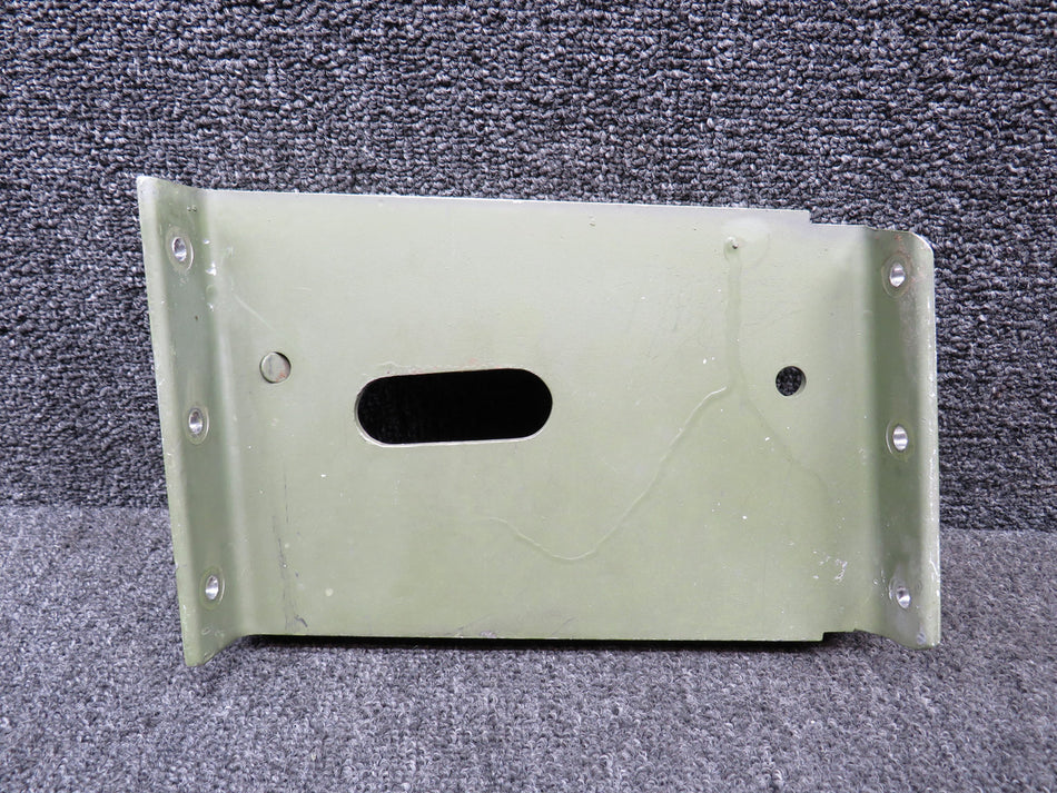 0541122-2 (Cast: 0541122-498) Cessna 172B Main Gear Support Inboard RH