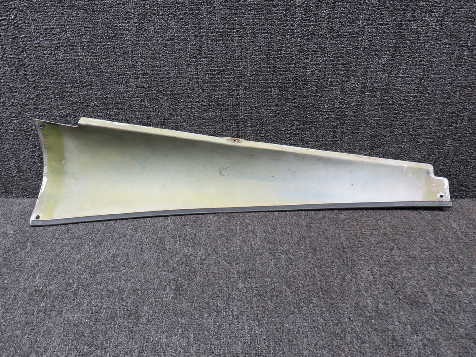 0530010-6 (Use: 0530010-12) Cessna 172B Stabilizer Fairing RH