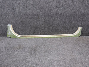 0511116 Cessna 172B Lower Door Sill LH