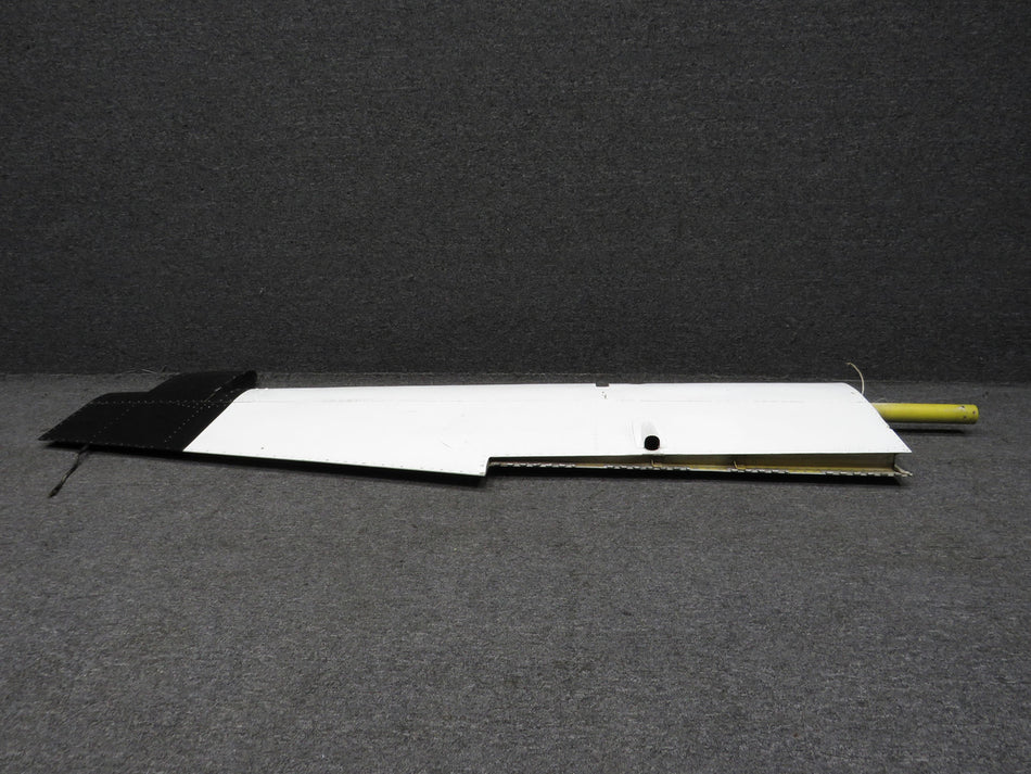010A-22101-32 Mitsubishi MU2B Elevator Assembly RH