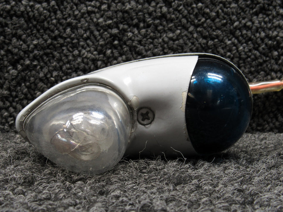 472-895 Piper PA28RT-201T Wing Tip Navigation Light Assembly RH