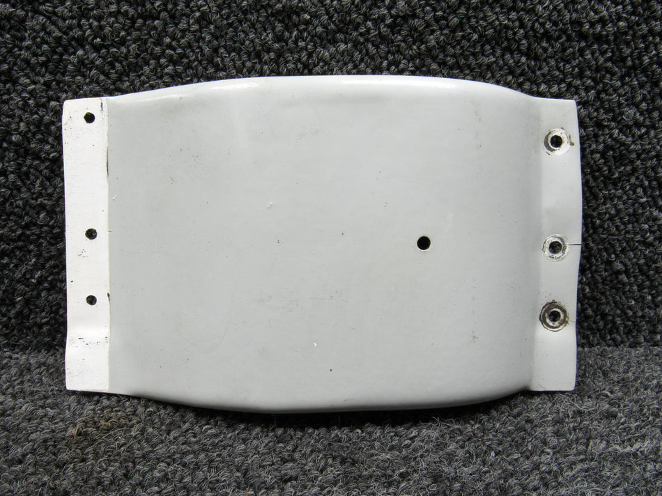 63942-001 Piper PA28RT-201T Wing Bolt Cover RH