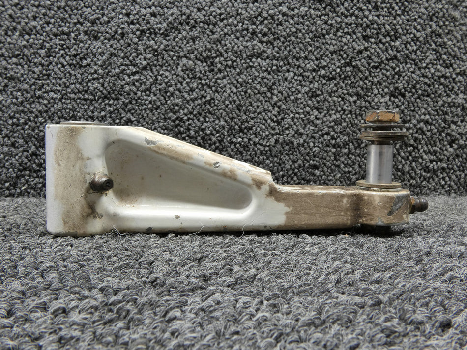 0841002-1 (Cast: 0841005-3) Cessna 340 Nose Gear Upper or Lower Torque Link