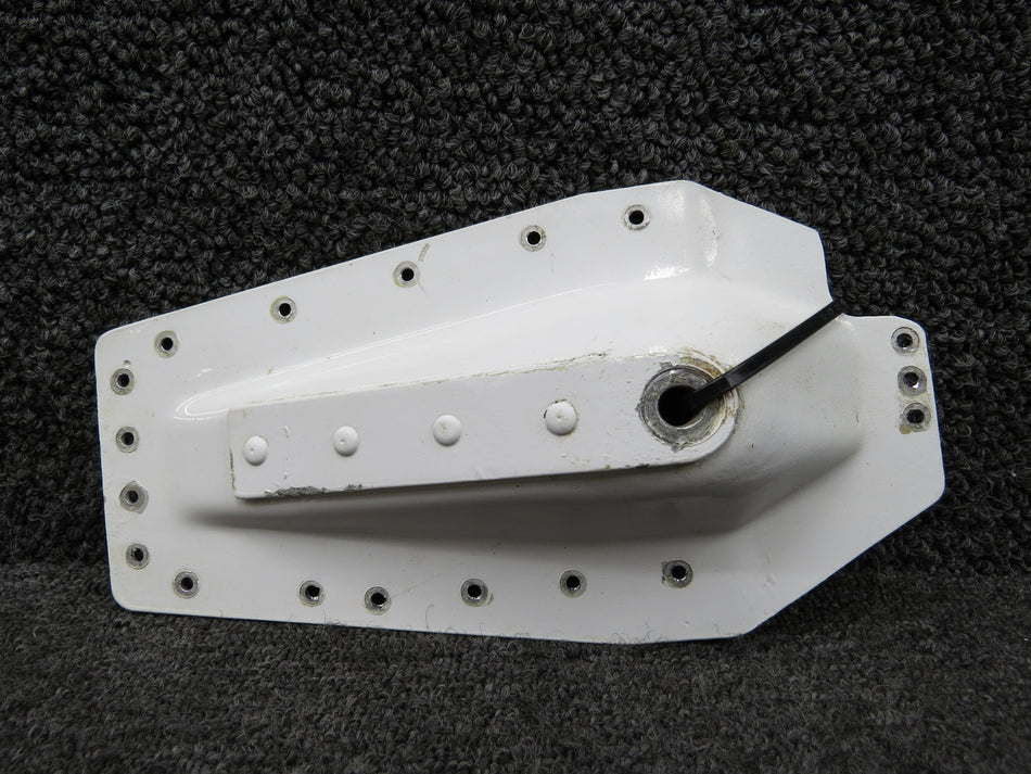 1712140-2 (Use: 2012118-1) Cessna 177B Tail Skid Retainer