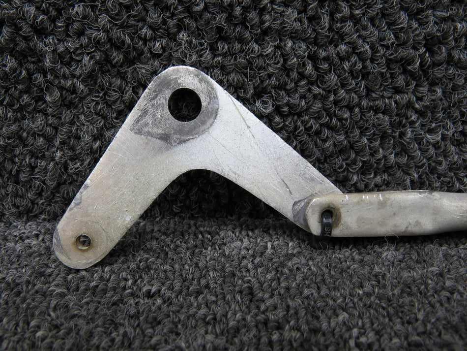 1717085-1, 1717090-1 Cessna 177B Bellcrank & Push Rod Cabin Door