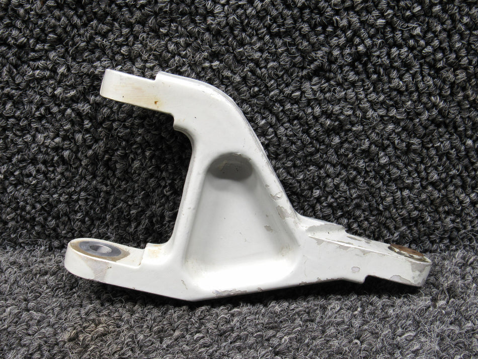 106680-002 (Use: 106680-802) Piper PA28RT-201T Nose Gear Torque Link Assembly