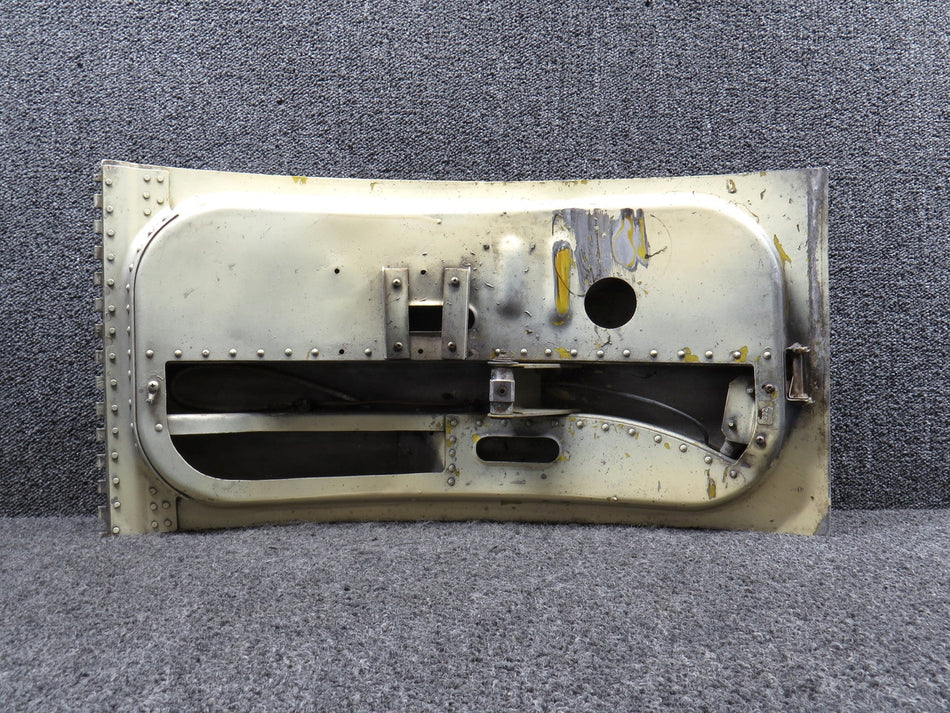 010A-32651-001 Mitsubishi MU2B-20 Main Landing Gear Door Forward LH