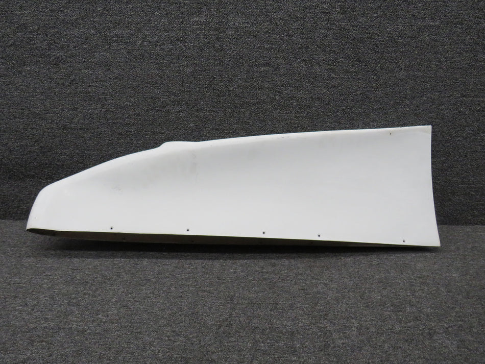0523701-4 (Use: 0723615-200) Cessna 172G Wing Tip Assembly LH