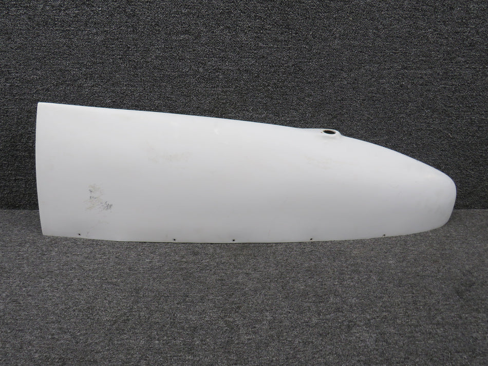 0523701-4 (Use: 0723615-200) Cessna 172G Wing Tip Assembly LH