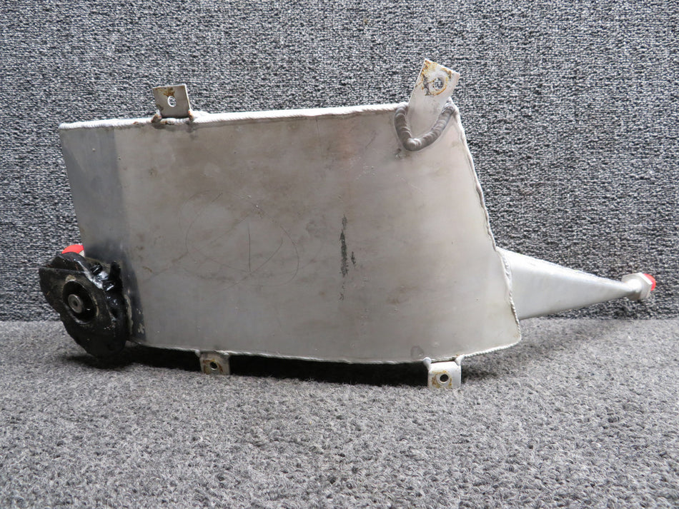 1216407-11 (Use: 1216407-43) Cessna 210H Fuel Reservoir Assembly LH
