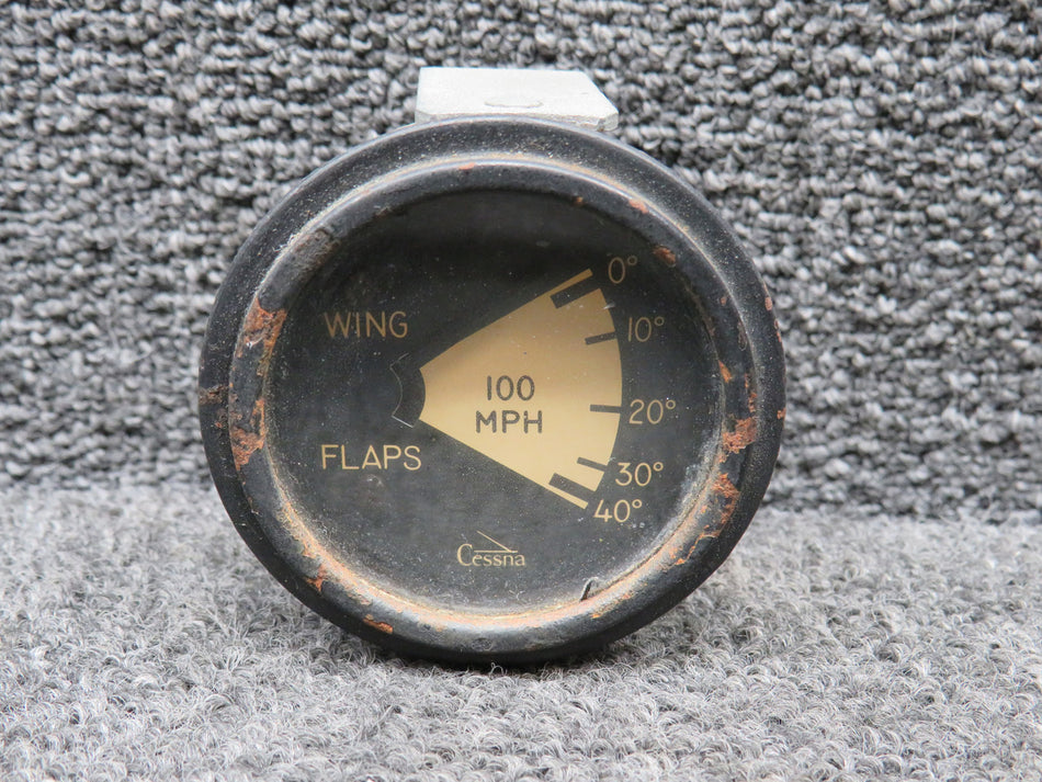 815772 (Alt: C668001-0103) Stewart-Warner Flap Position Indicator (Volts: 12)