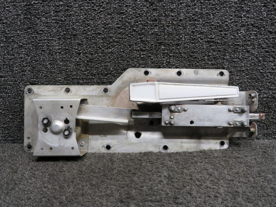 1211063-1 Cessna 210H Baggage Door Upper Hinge