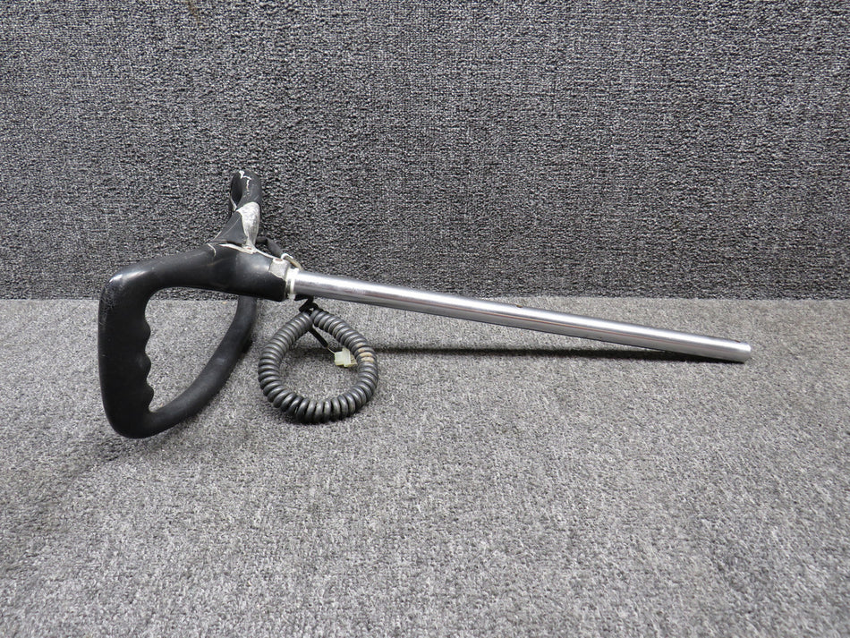 0513332-201 Cessna 172G Control Wheel Assembly with Mic Switch