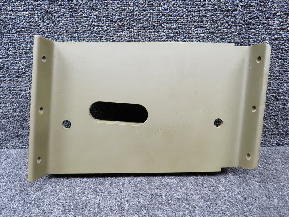 0541122-1 (Cast: 0541122-497) Cessna 172G Main Gear Support Inboard LH