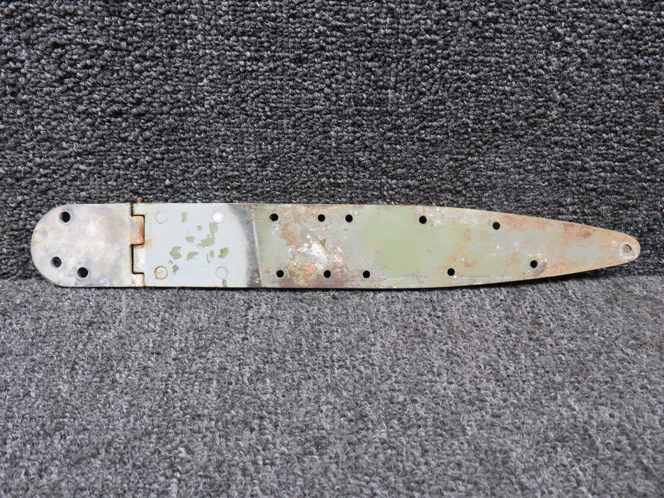 0511238-1, 0511237-1 Cessna 172G Upper Cabin Door Hinge Assembly LH