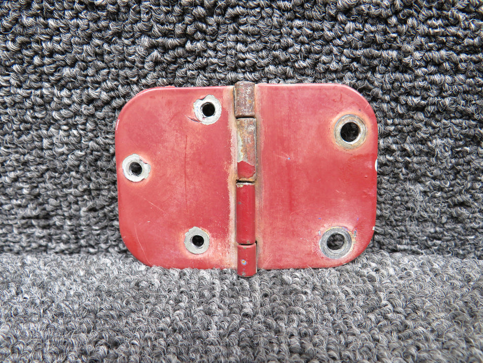 0511280-4 Cessna 172G Lower Cabin Door Hinge Assembly RH