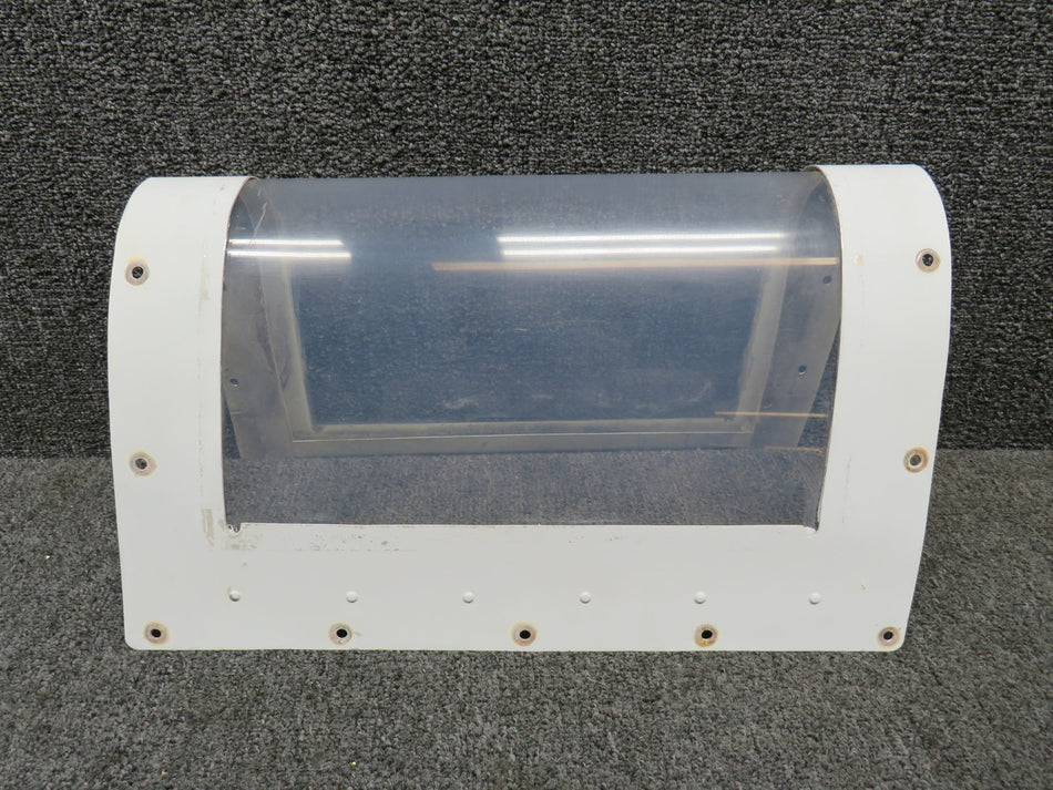 0523115 Cessna 172G Landing Light Window Assembly