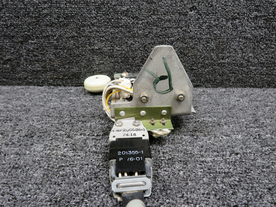 5514175-17 Cessna Citation I Model 500 Landing Gear Control Arm Assembly