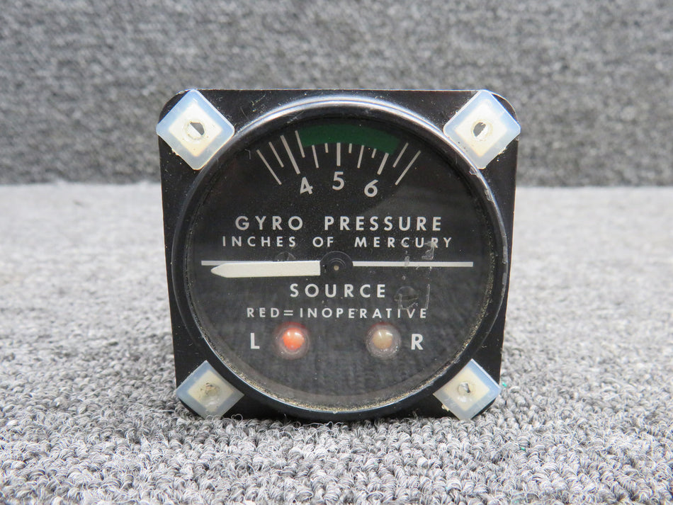 1G4-4 Airborne Gyro Pressure Indicator