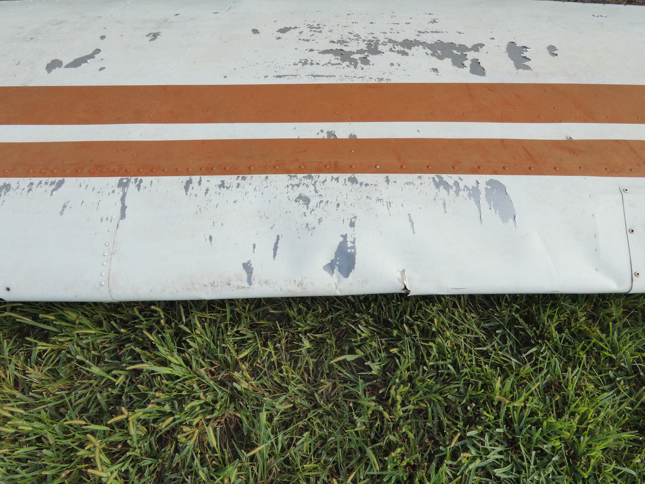 専用出品Ｎｏ．2   (確認用⑤) 0523005-205 Cessna 172I Wing Assembly LH Standard Range (Core