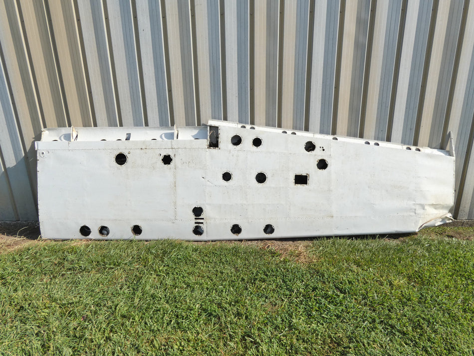 0722182-42 Cessna 182Q Wing Assembly RH Extended Range (Core)
