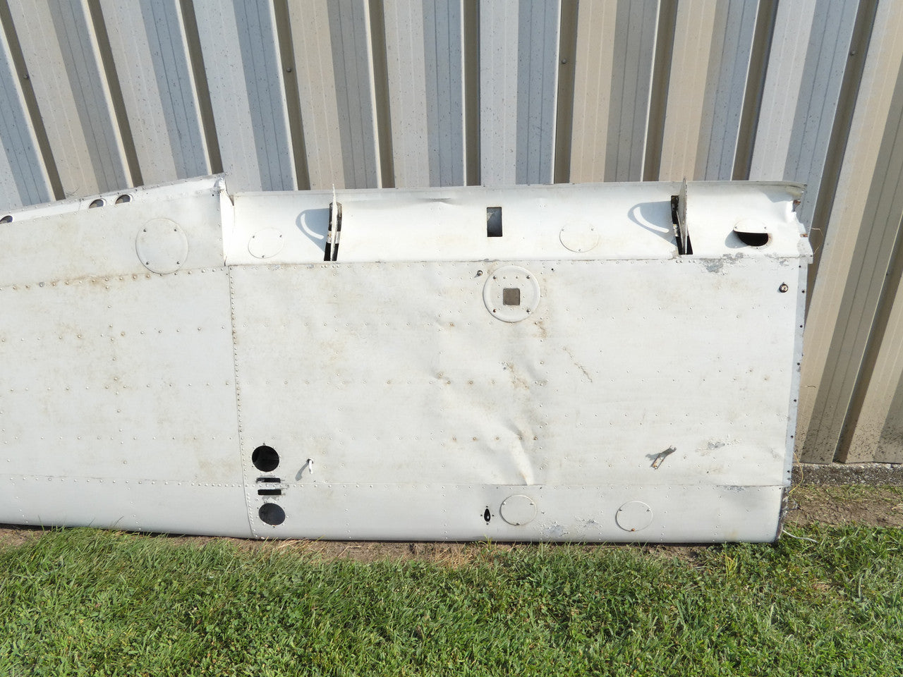 翼 0523005-91 Cessna 172L Wing Assembly LH Standard Range (Core