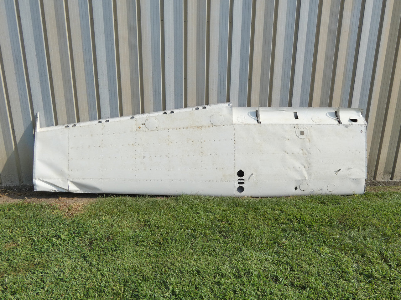 0523005-91 Cessna 172L Wing Assembly LH Standard Range (Core