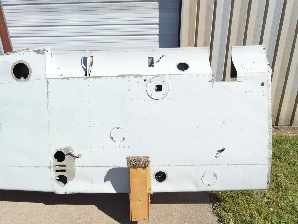 0523011-13 Cessna 172M Wing Assembly LH Extended Range (Core)