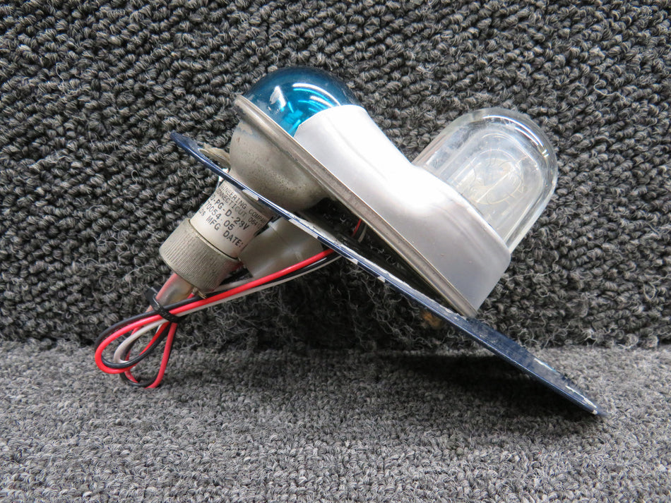 01-0770054-05 Whelen A650-PG-D-28V Navigation Strobe Light Assembly RH (V: 28)