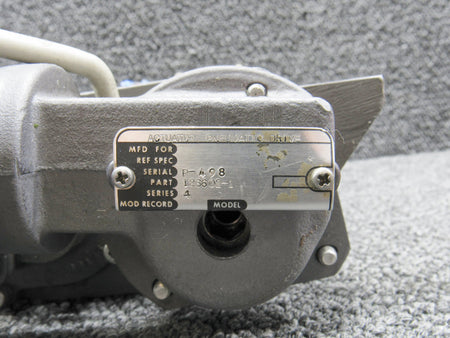 MO082426XM-02AS
