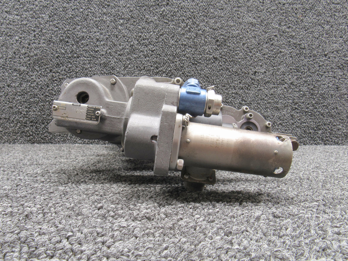MO082426XM-02AS