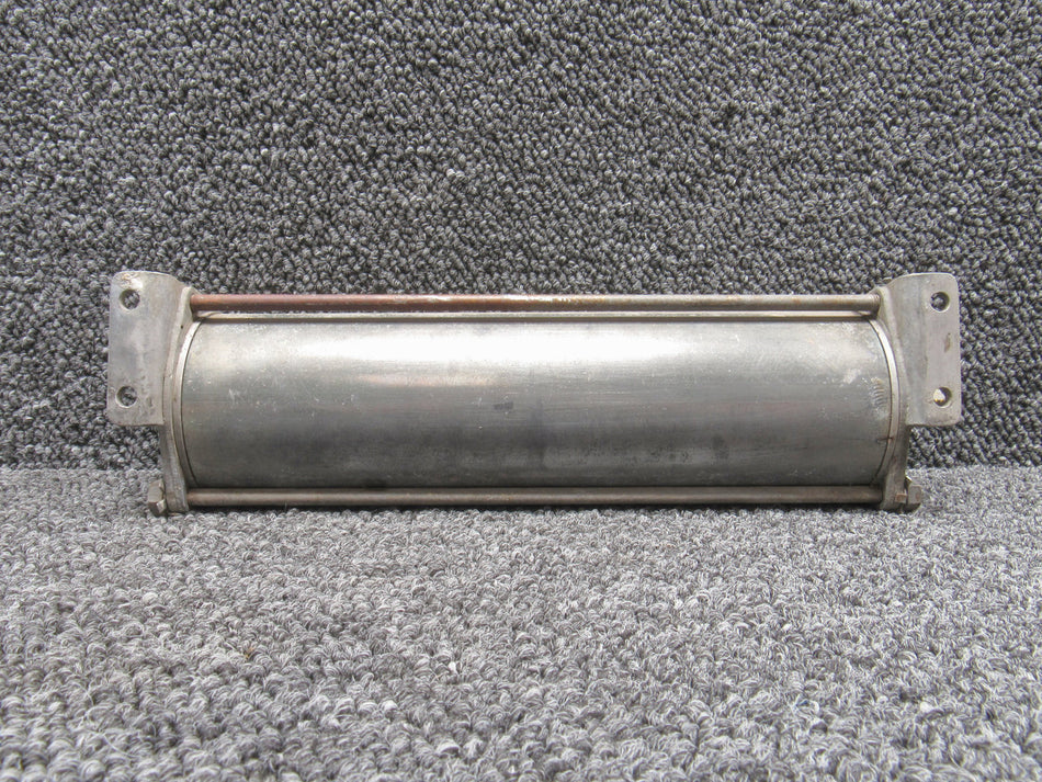 8907-004 Woodward Accumulator