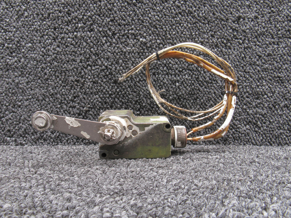 2VA20 Cessna T310Q Main Landing Gear Safety Switch