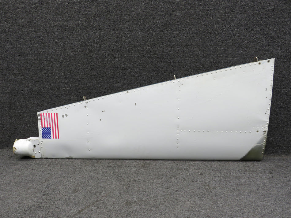 34001 AeroCommander 100 Vertical Fin Assembly with Rotating Beacon Closure