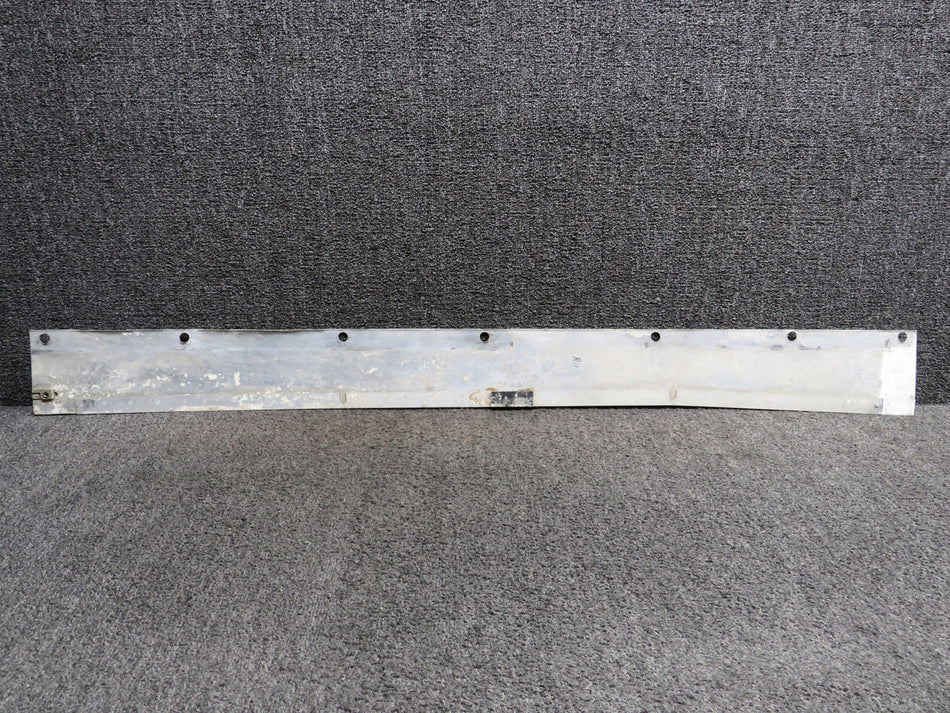 1221105-8 Cessna 210H Center Lower Fillet Assembly RH
