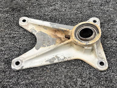 67042-012 (Cast: 67043-3) Piper PA34-200 Trunnion Fitting Assembly Aft