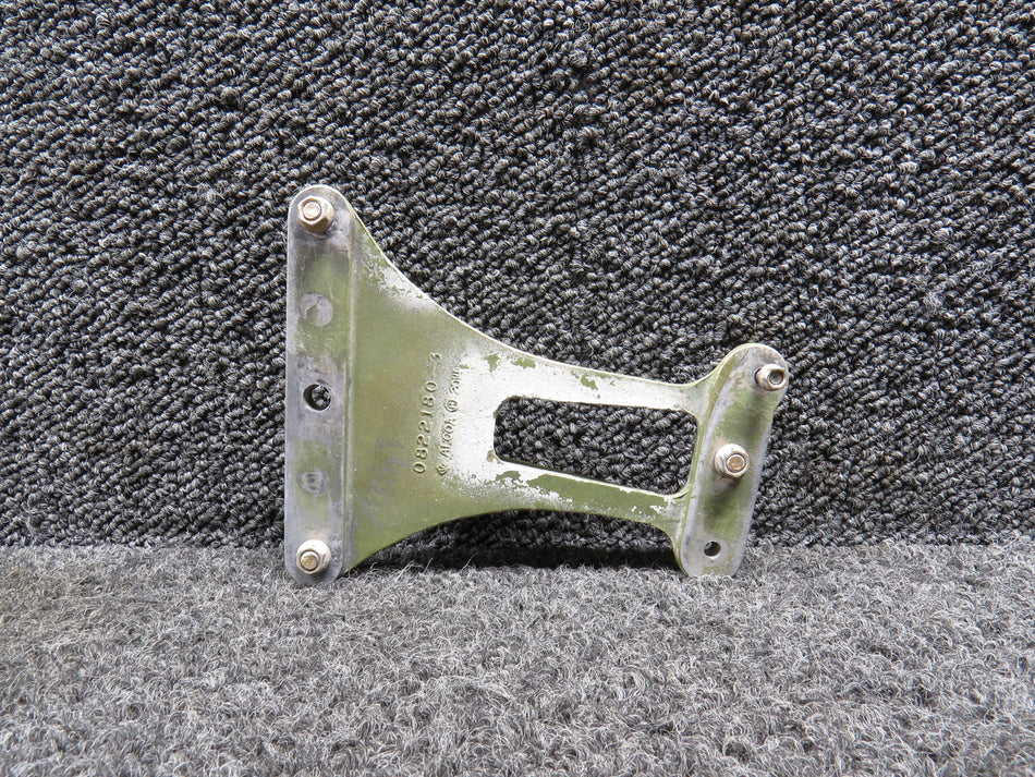 0822180-5 (Cast: 0822180-3) Cessna 310 Main Gear Side Brace Support LH