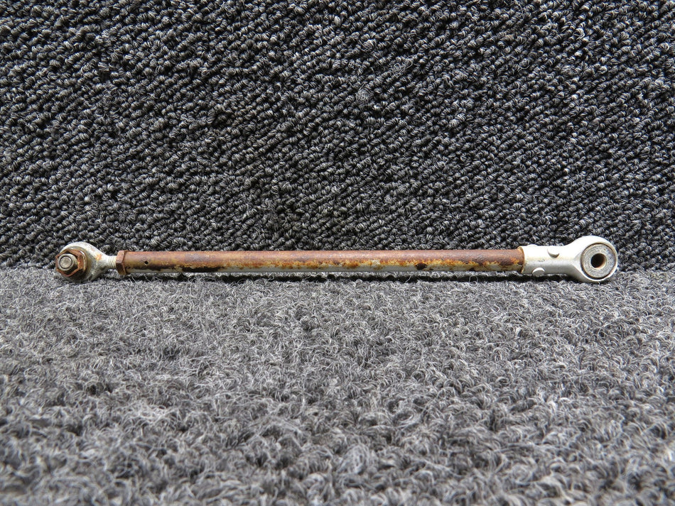 0843500-13 (Alt: 5045025-1) Cessna 310Q Main Gear Door Retract Rod
