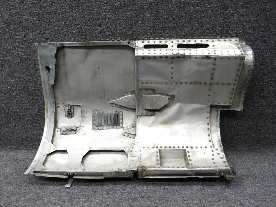 016A-13304-42 (Alt: 016A-13304-52) Mitsubishi MU2B-26 Nacelle Side Door Assy RH